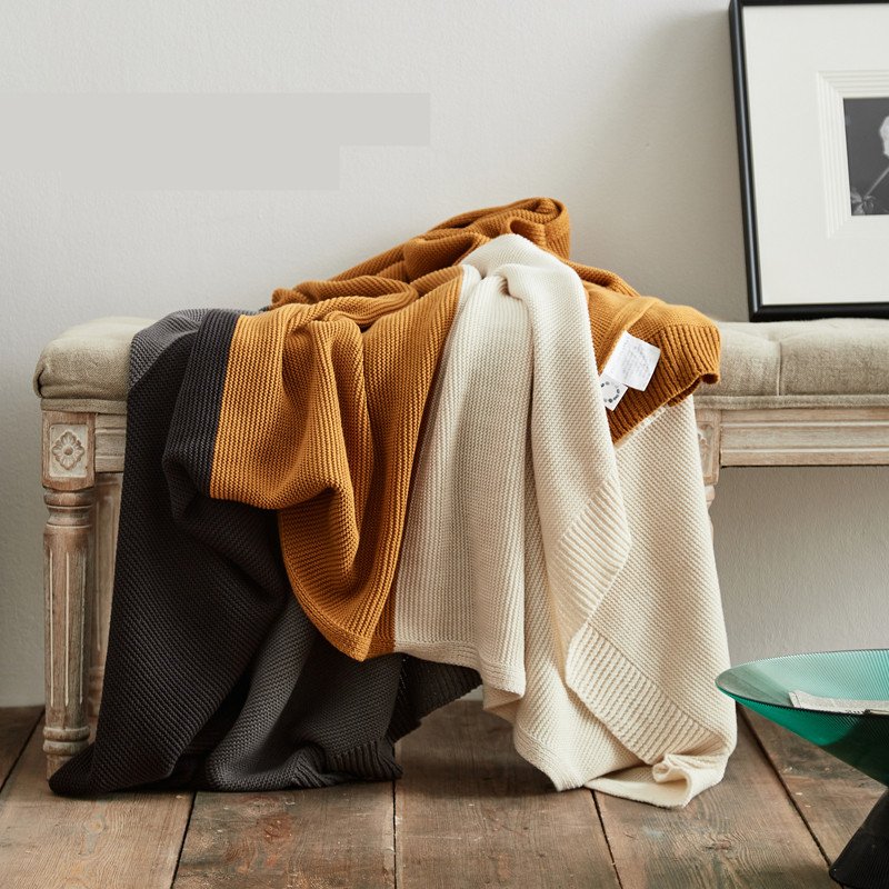 Throw Blanket - Geometric Cotton Fold — product view 4